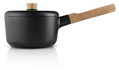 Eva Solo Nordic Kitchen Saucepan Ø 16 cm 1,5 liter - Black / Wood