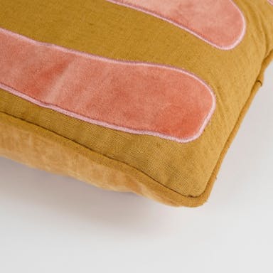 In The Mood Collection Decorative Cushion Leaf - 55 x 35 cm - Cotton - Pink