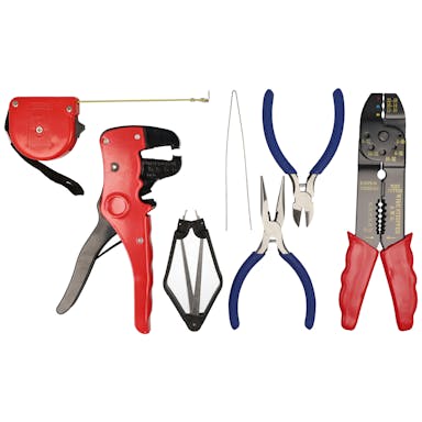 20-piece tool set in a practical storage bag, tool bag including soldering set