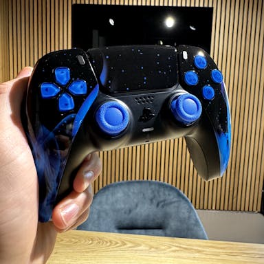 Clever Gaming Clever PS5 Draadloze Dualsense Controller  – Custom Blue Flames